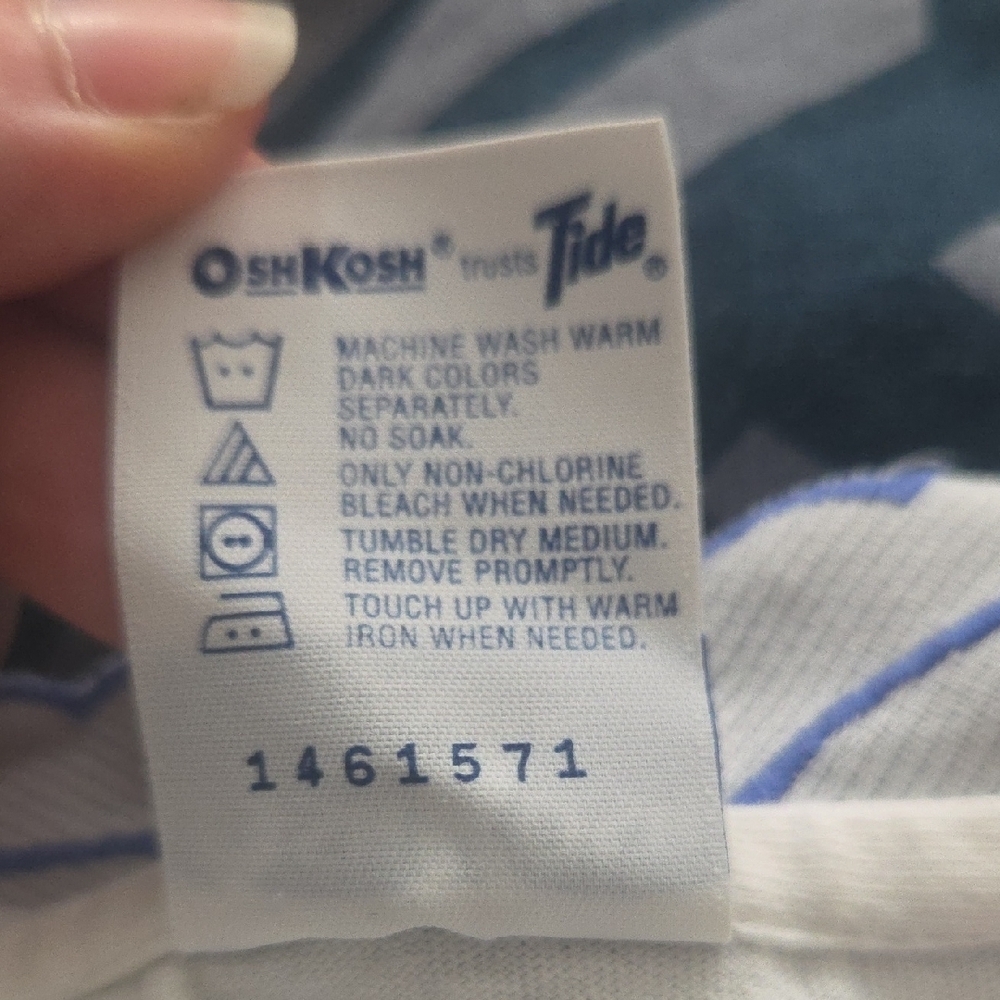 Vintage OshKosh B'gosh Cream Shirt with Floral Embroidered Collar - Picture 3 of 3